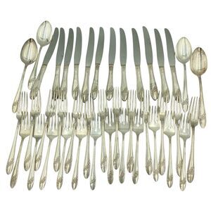 Oneida Tudor Community Queen Bess II 41 Pc Flatware Silverware Set Lot